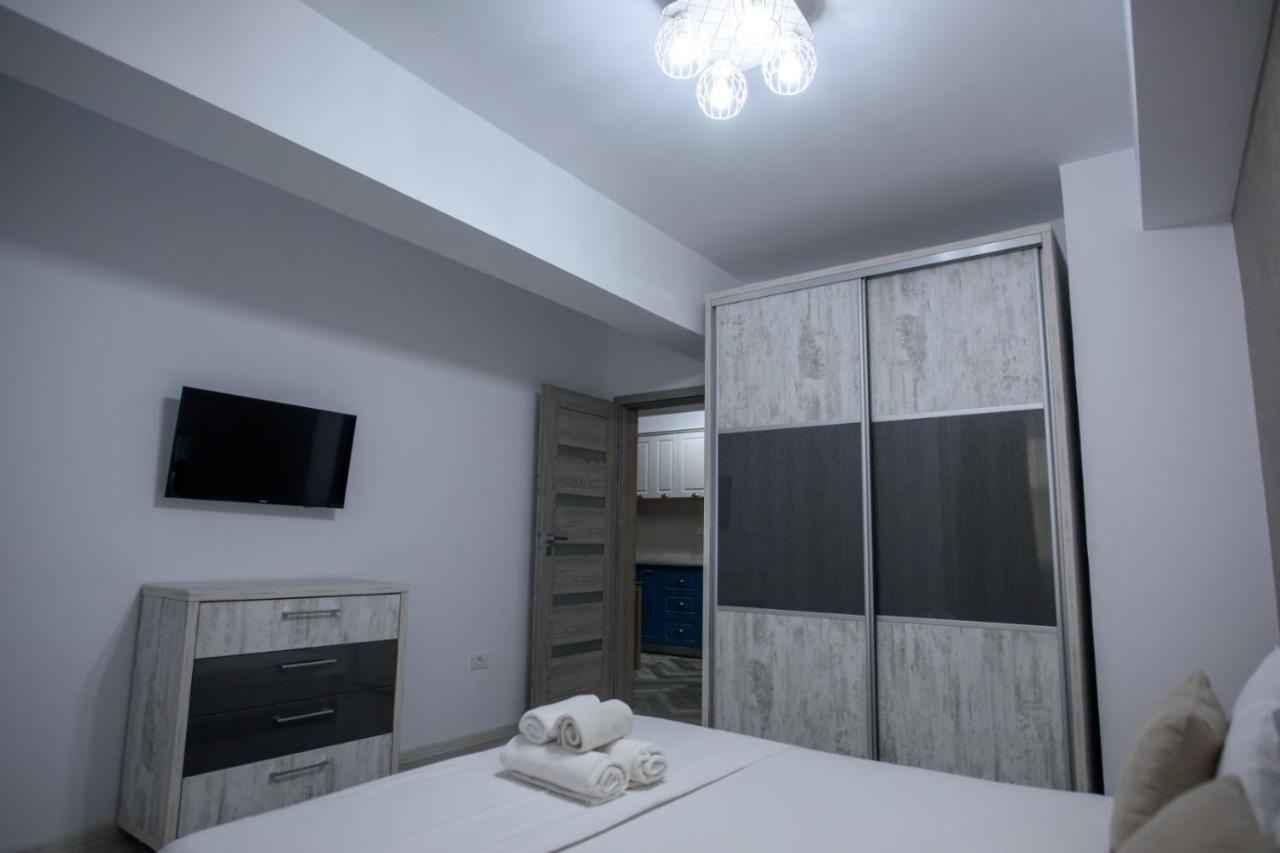 C&Y Zev Apartments Мамая Экстерьер фото