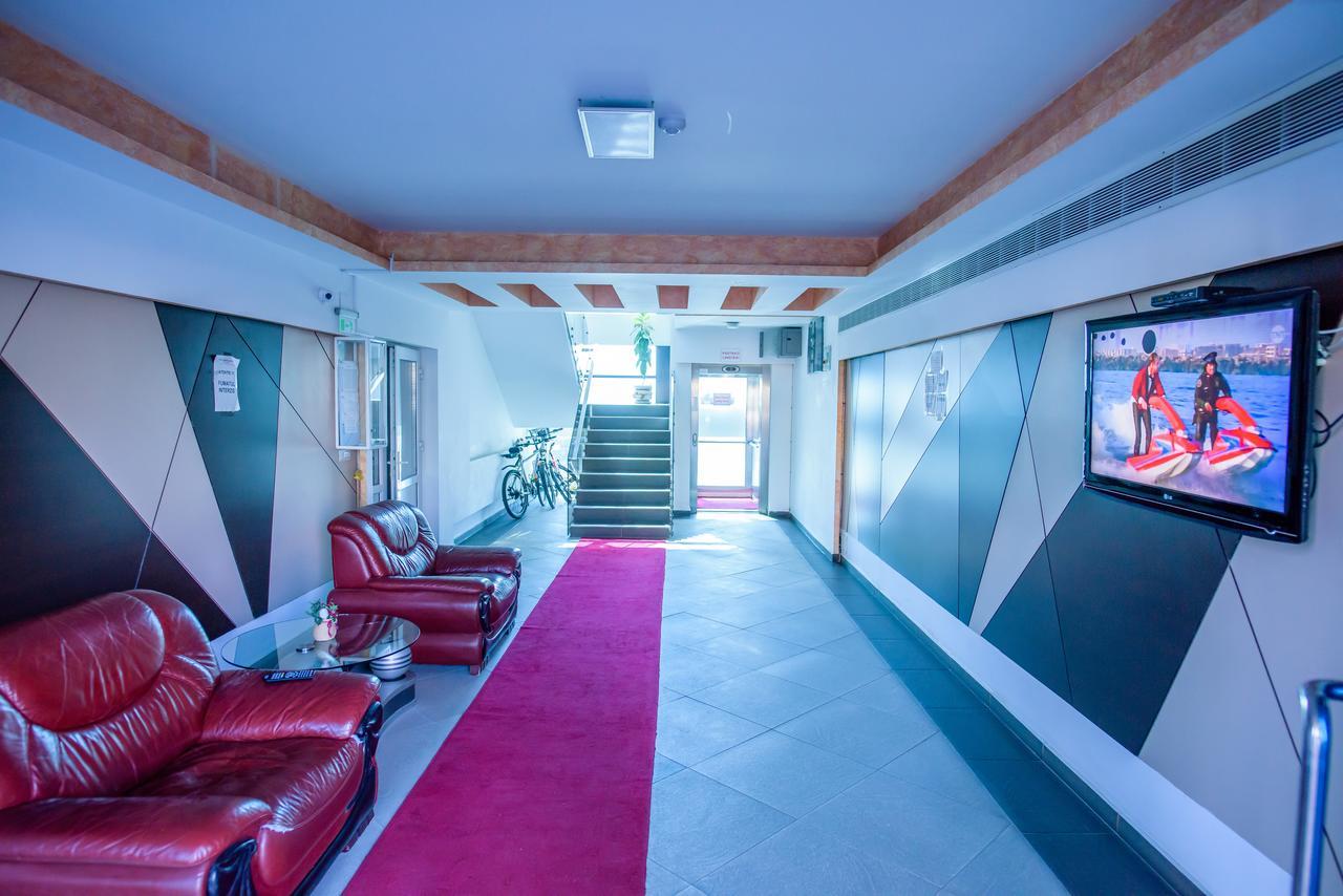 C&Y Zev Apartments Мамая Экстерьер фото